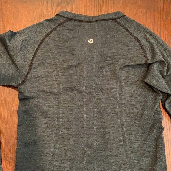 Lululemon Swiftly Tech Longsleeve - Picture 2 of 4